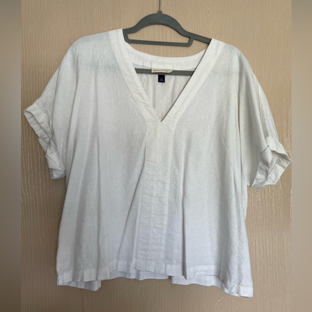 Like new Universal Threads top. Size XXL. Worn once.